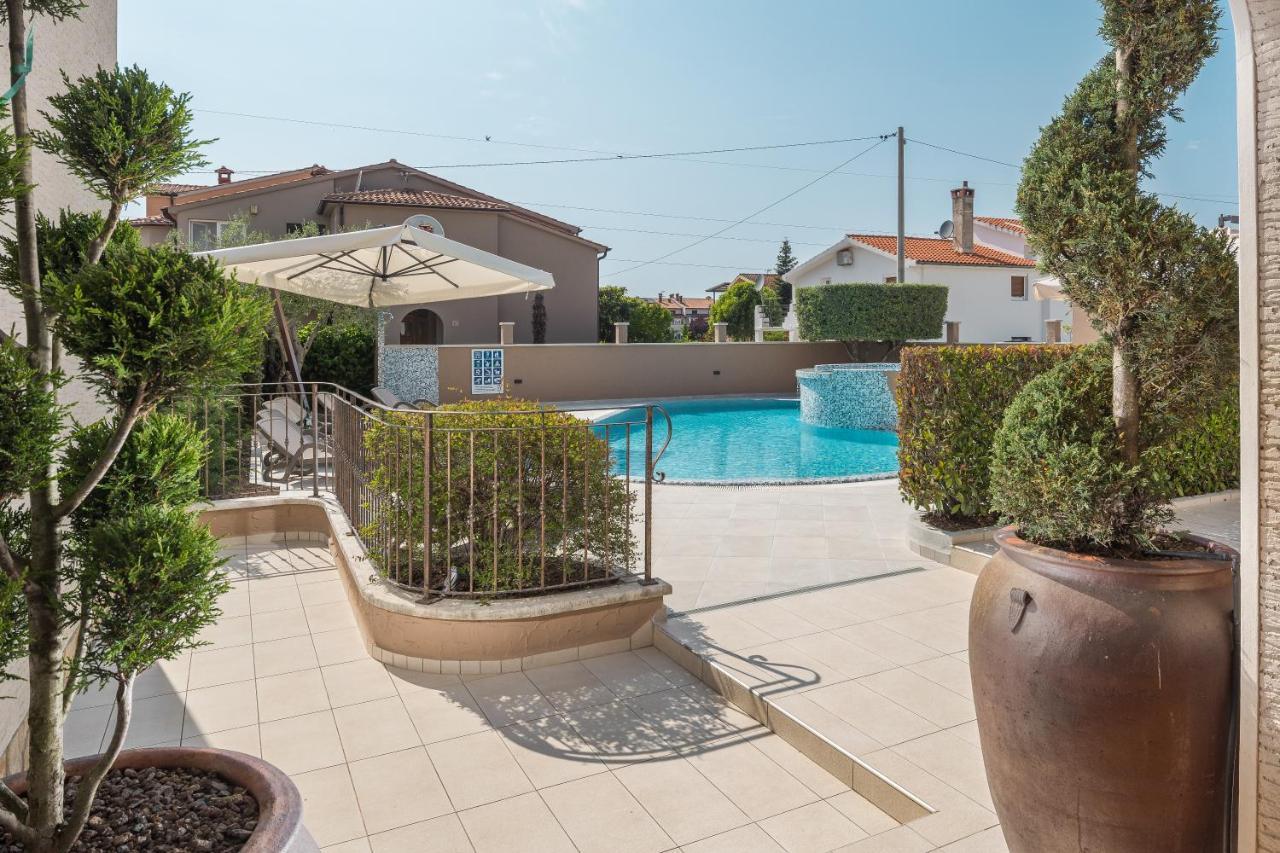 Villa Alena Пореч Экстерьер фото
